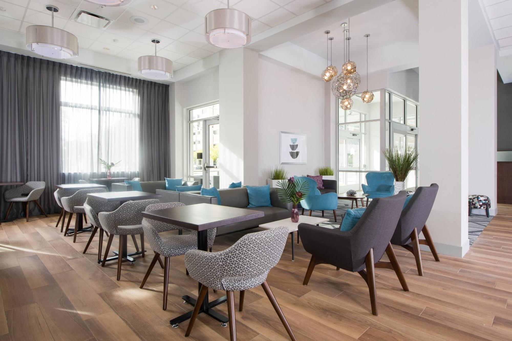 Fairfield & By Marriott 3*