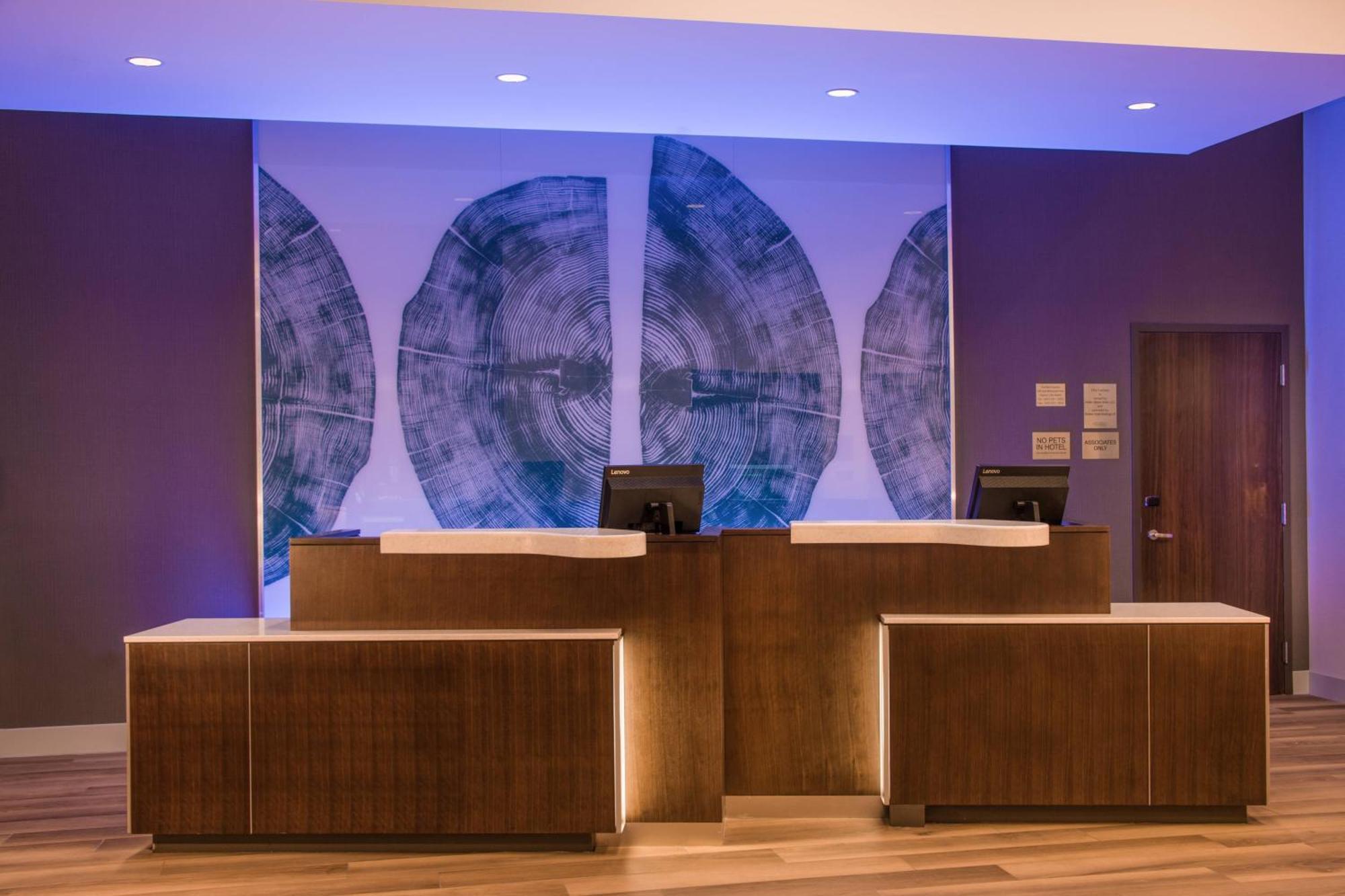 Fairfield & By Marriott Hotel